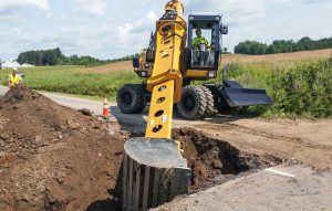 On/Off Pavement Wheeled Excavator